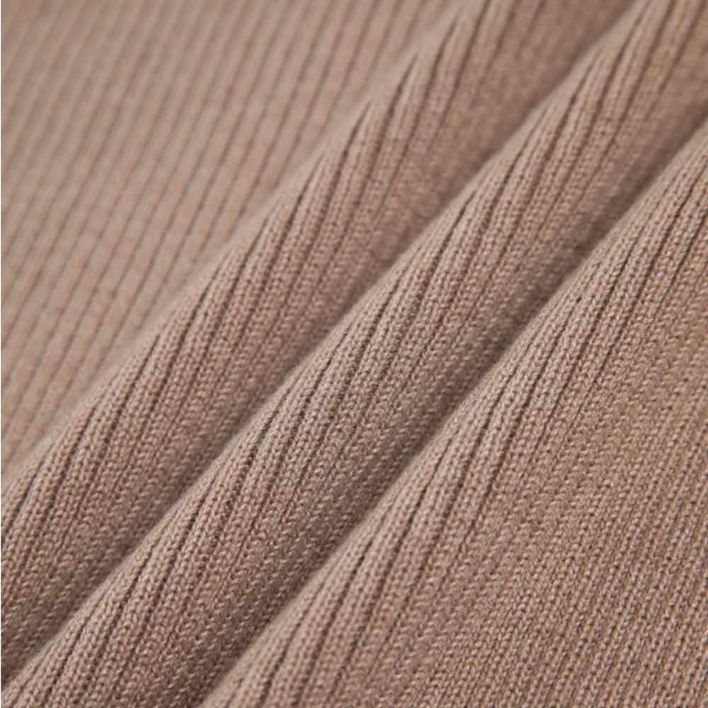 Chestnut Halter Rib Knit Top - Picture 5 of 5